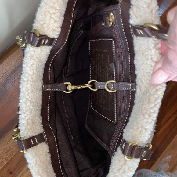 Unique Coach Leather/Shearling Sheepskin Handbag - Picture 7 of 9